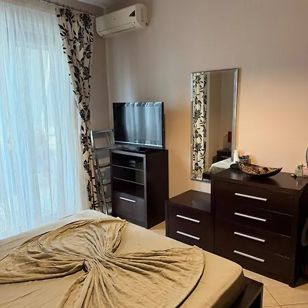 Appartamento Lungomare 1br For 4 *