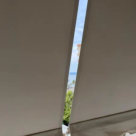 Lungomare 1br For 4 Appartamento Vlorë